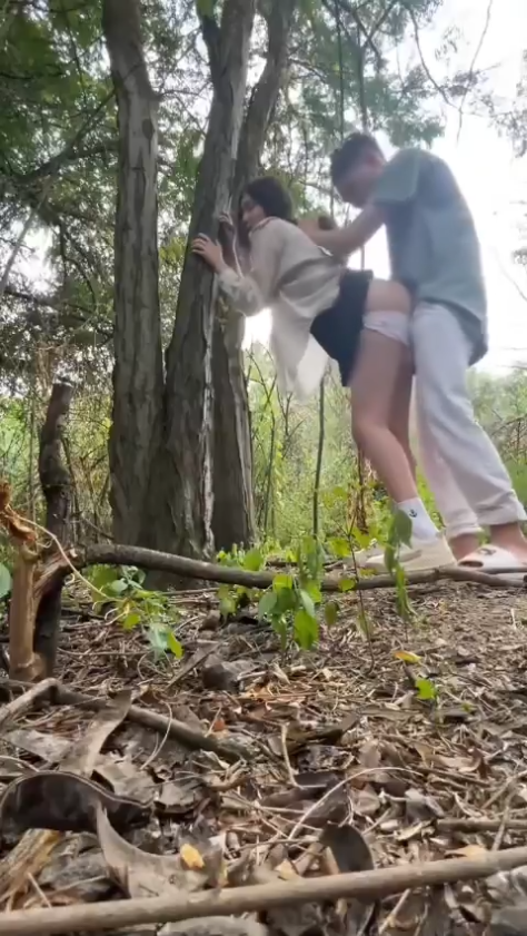Doggy public sau vườn
